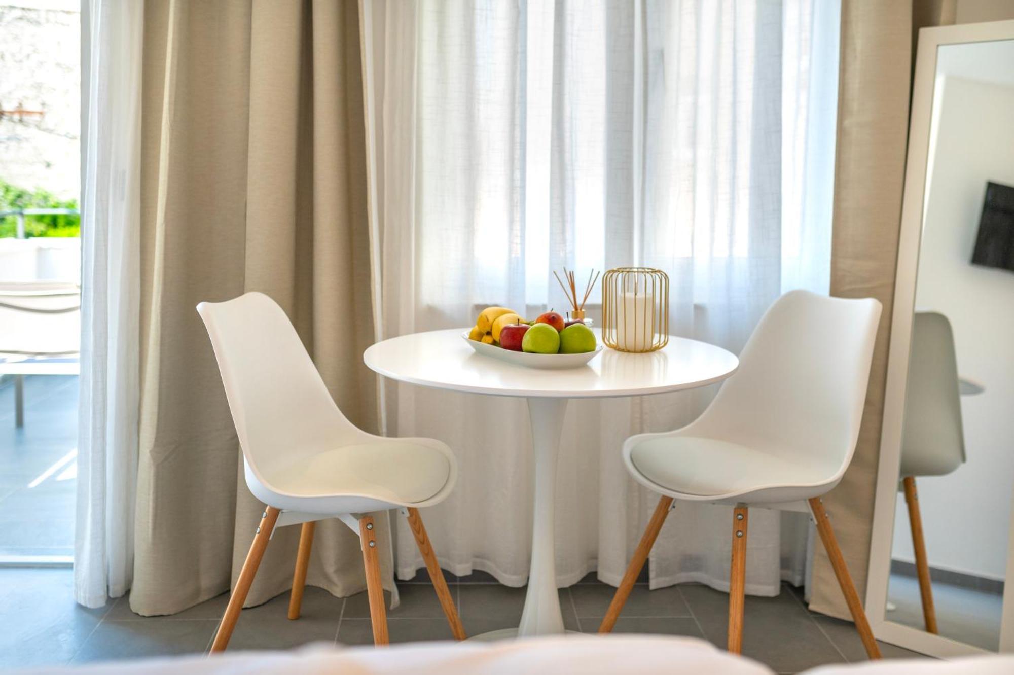 City Break Studio Apartments Sibenik Bagian luar foto